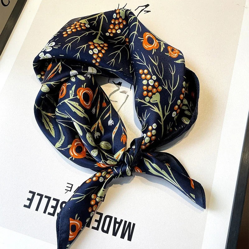 Lenços de Seda - Tamanho 53x53cm Estampas Variadas