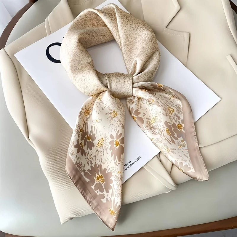 Lenços de Seda - Tamanho 70x70cm Estampas Variadas