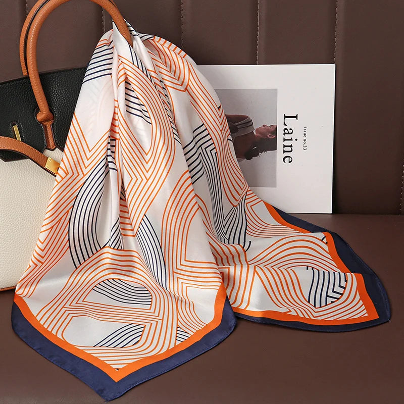 Lenços de Seda - Tamanho 70x70cm Estampas Variadas