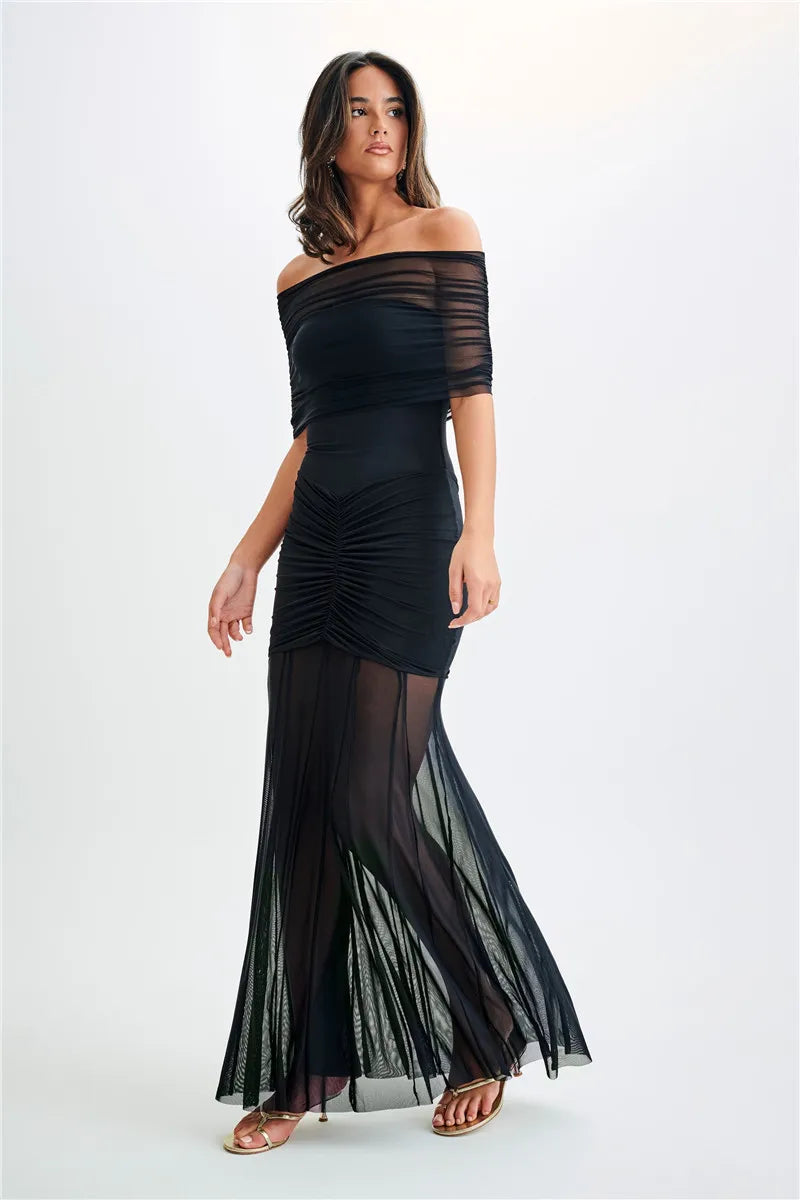 Vestido Montero Ombro a Ombro – Sensualidade e Sofisticação em Cada Detalhe