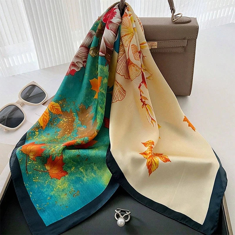 Lenços de Seda - Tamanho 70x70cm Estampas Variadas