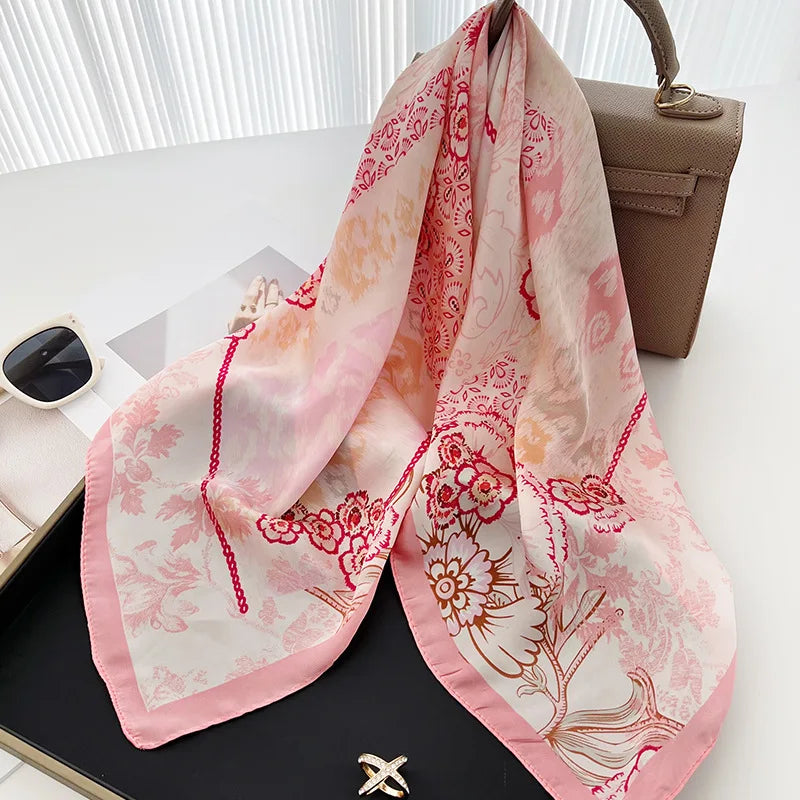 Lenços de Seda - Tamanho 70x70cm Estampas Variadas