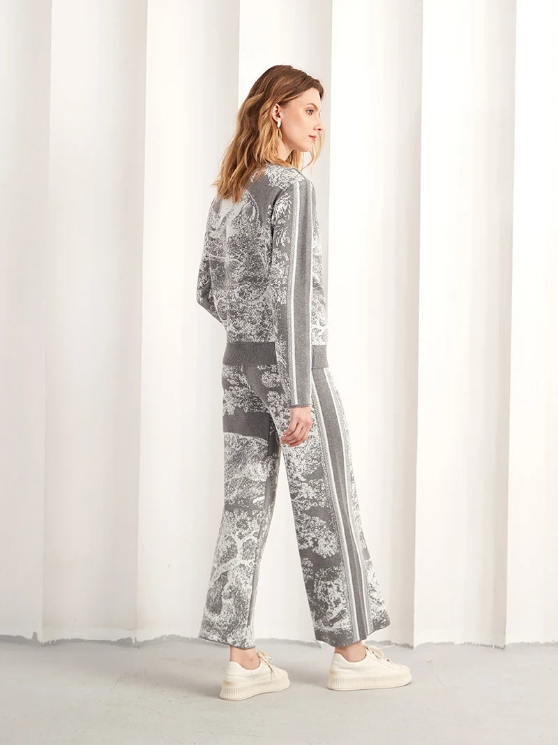 Conjunto Feminino de 2 Peças de Malha Tigre - Magadan