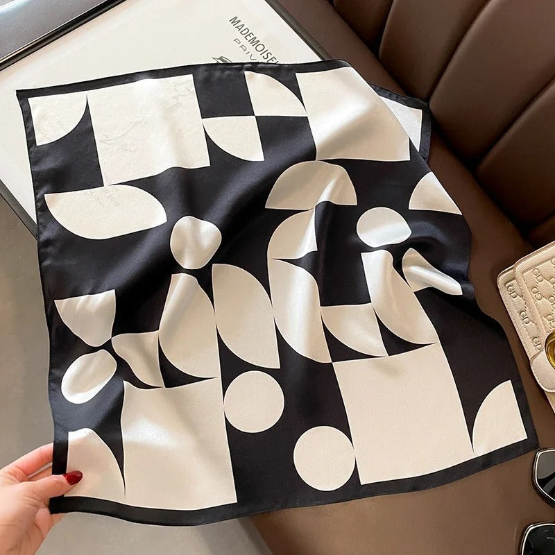 Lenços de Seda - Tamanho 53x53cm Estampas Variadas