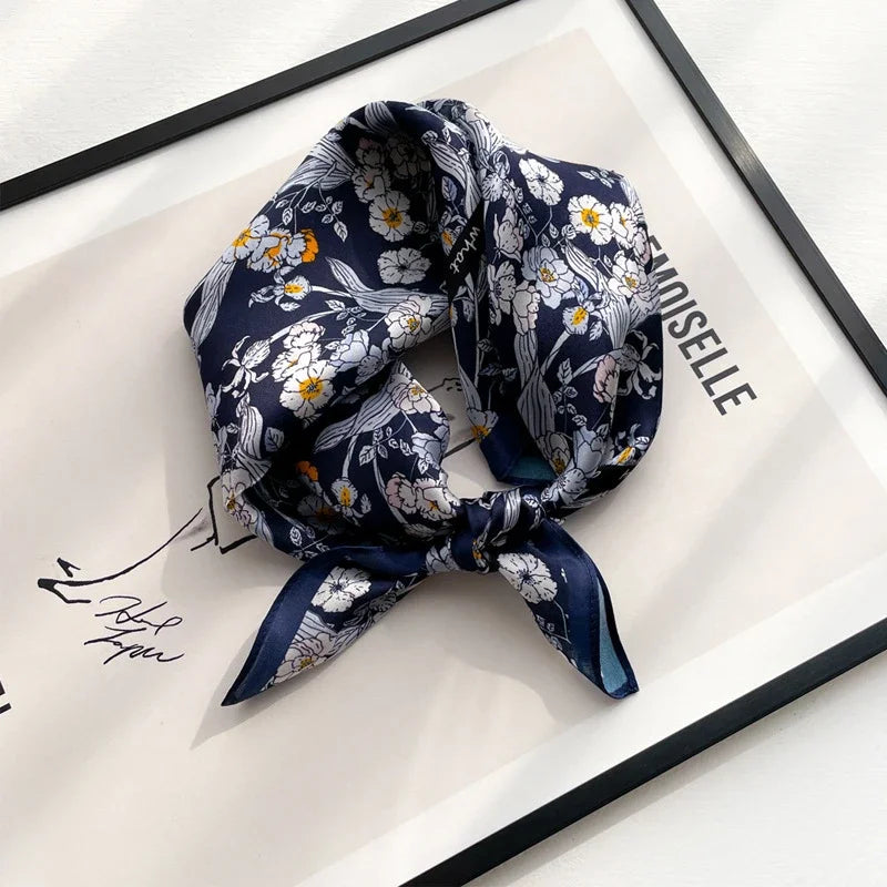 Lenços de Seda - Tamanho 53x53cm Estampas Variadas