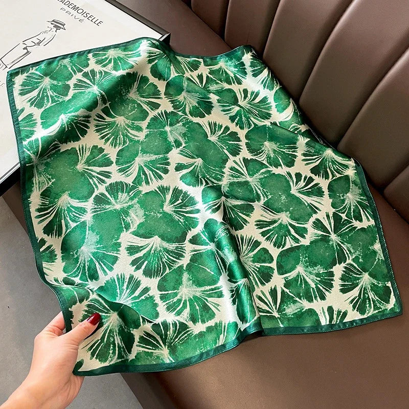 Lenços de Seda - Tamanho 53x53cm Estampas Variadas