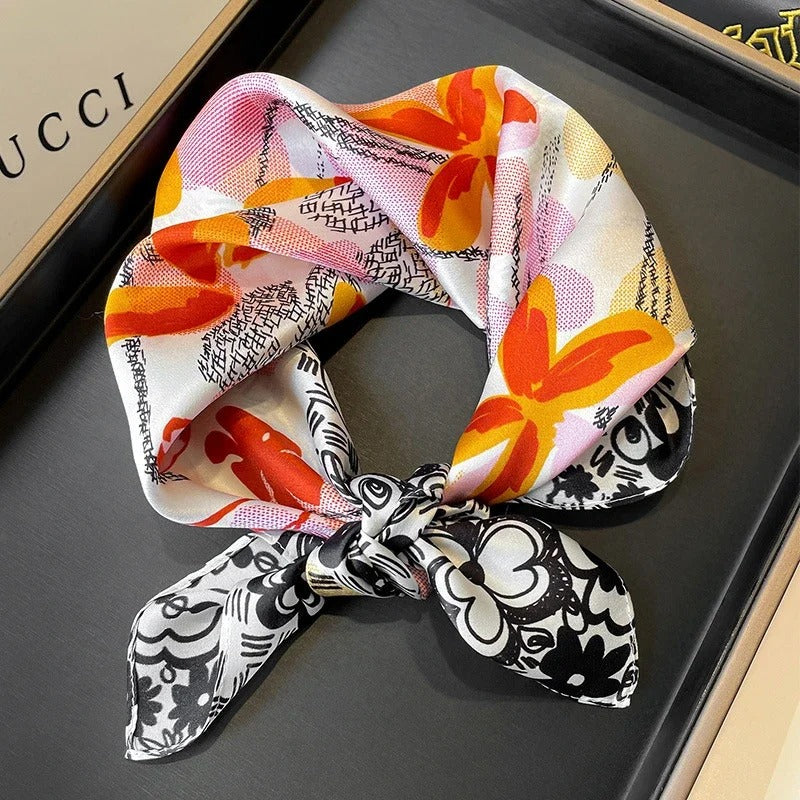 Lenços de Seda - Tamanho 53x53cm Estampas Variadas