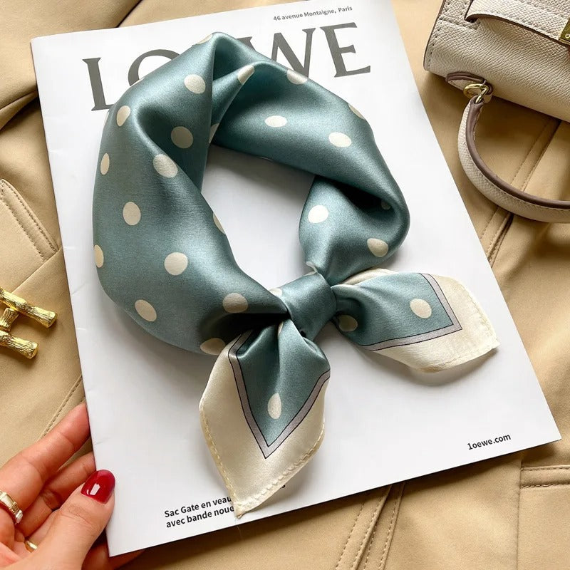 Lenços de Seda - Tamanho 53x53cm Estampas Variadas