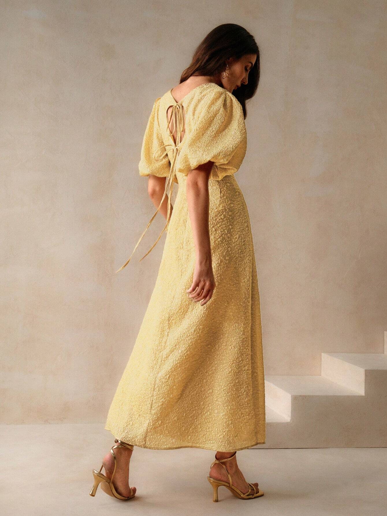 Vestido Casual Texturizado com Manga Bufante