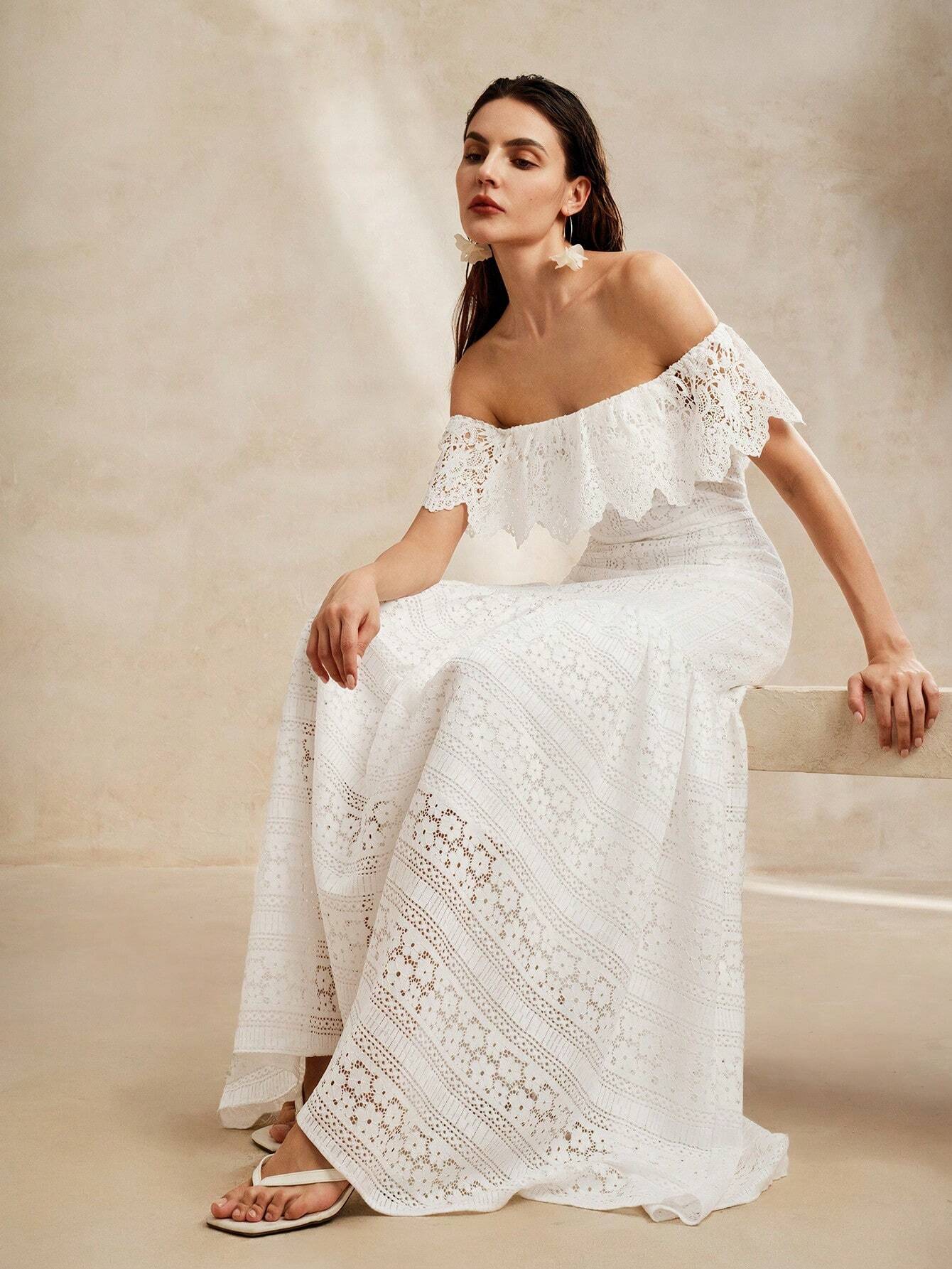 Versalhes - Vestido de Renda com Babados e Cintura Franzida (Pronta Entrega)