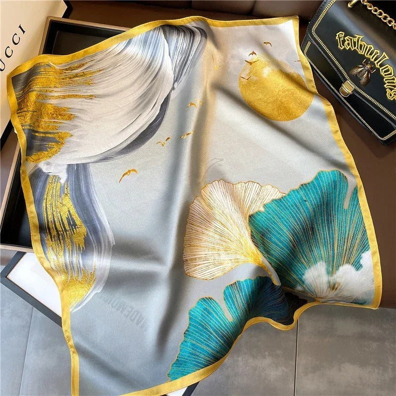 Lenços de Seda - Tamanho 53x53cm Estampas Variadas