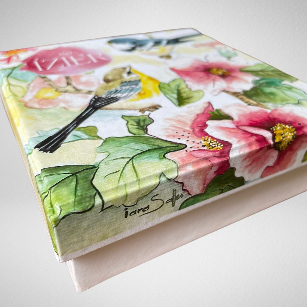 Kit Difusor + Aromatizador de Ambiente com caixa presente em aquarela