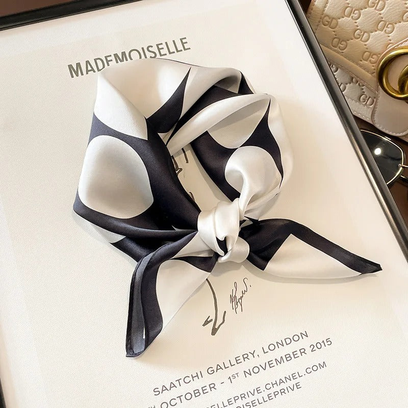 Lenços de Seda - Tamanho 53x53cm Estampas Variadas