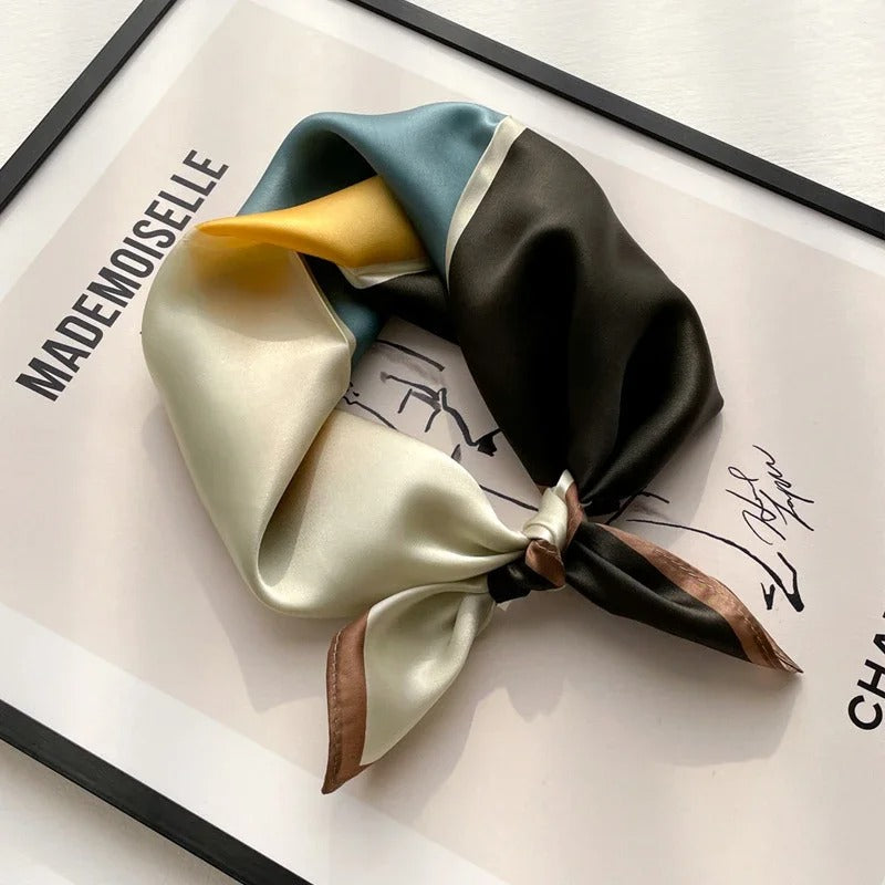 Lenços de Seda - Tamanho 53x53cm Estampas Variadas