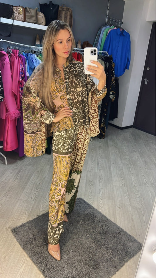 Conjunto Janice - Camisa morcego e calça de zíper