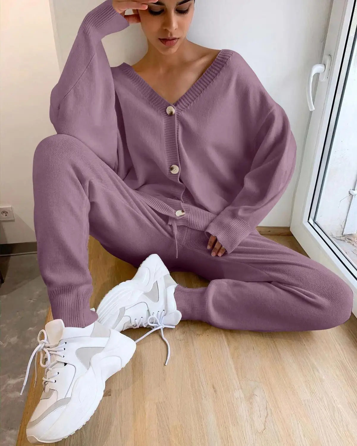 Conjunto de Tricô  Calça e Cardigan Leeads