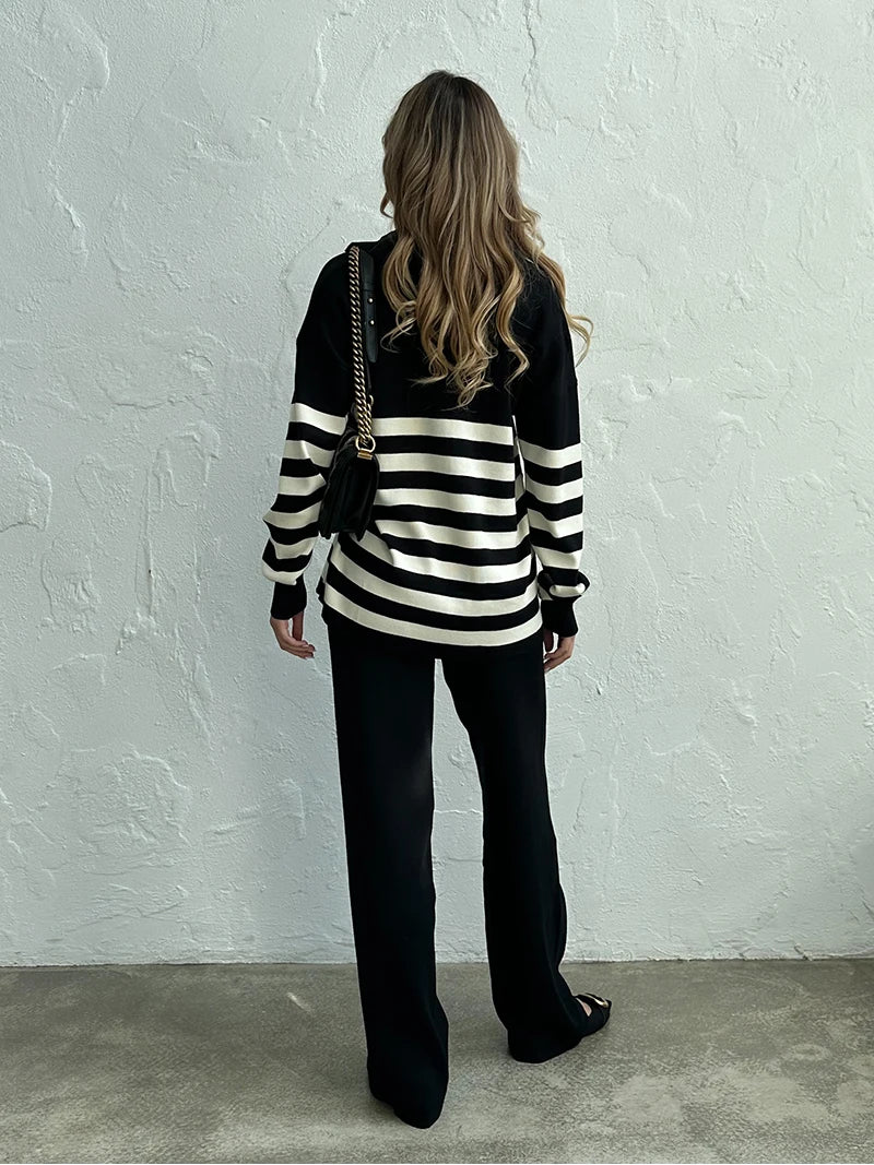 Conjunto de Loungewear Feminino Listrado - Nuuk