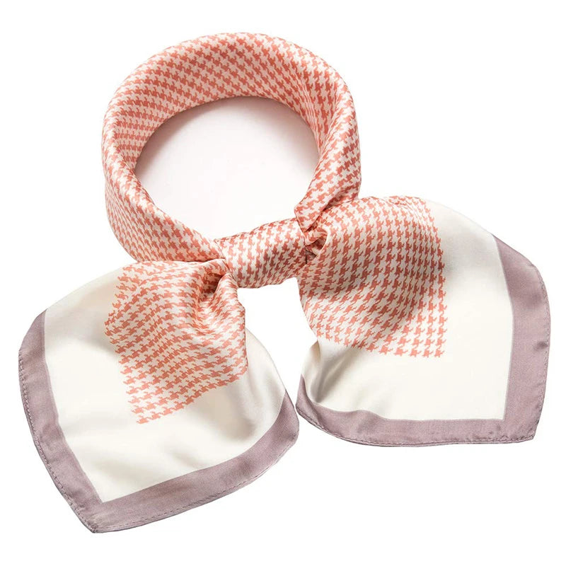 Lenços de Seda - Tamanho 70x70cm Estampas Variadas