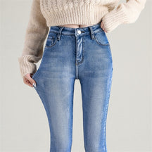 Calça Jeans Peluciada com Elastano