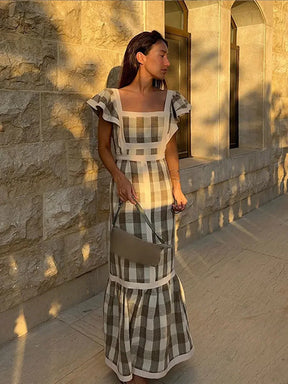 Vestido Longo Xadrez Decote Quadrado Manga Voadora Milão