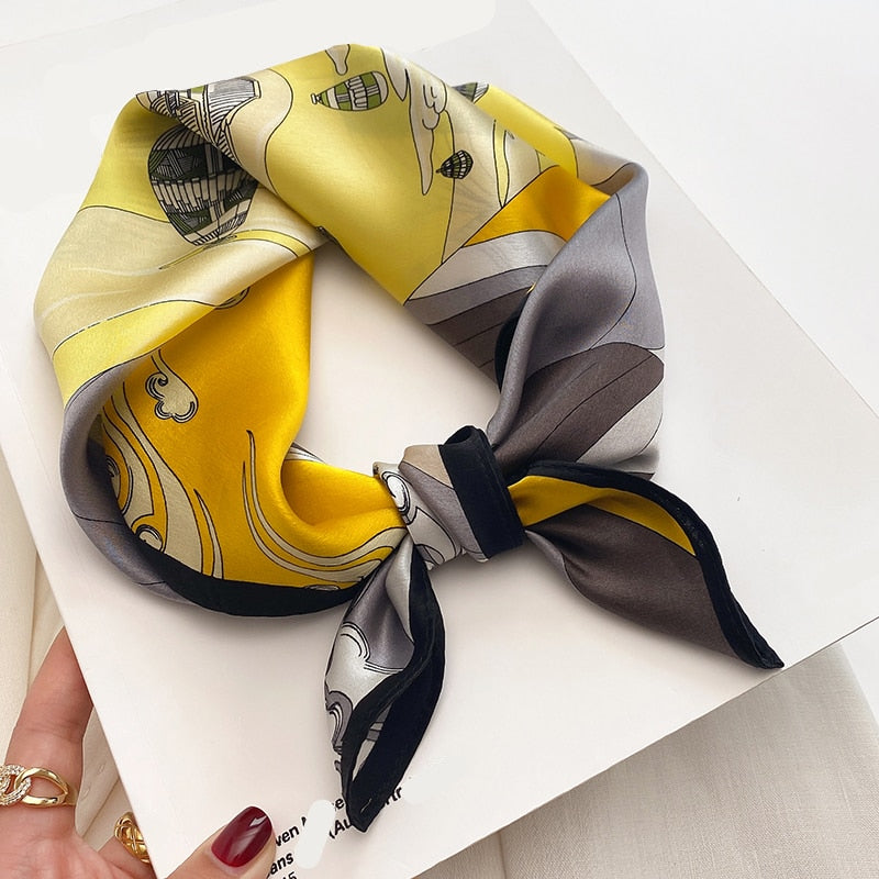 Lenços de Seda - Tamanho 53x53cm Estampas Variadas