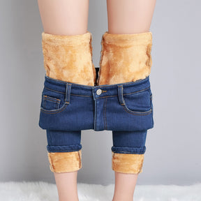 Calça Jeans Peluciada com Elastano