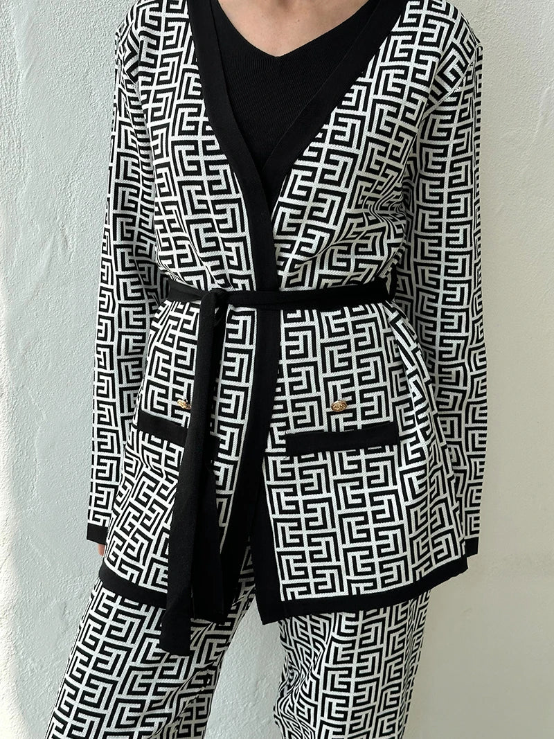 Conjunto de 3 Peças com Estampa Grega - Atenas