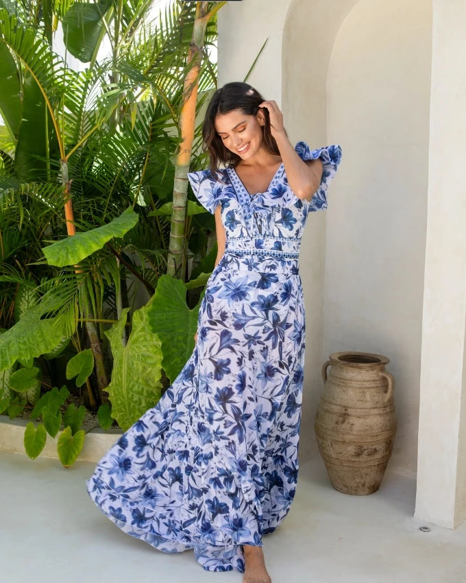 Conjunto de Maiôs e Saia/Pareô “Água Marinha” com Estampa Floral Azul e Branca