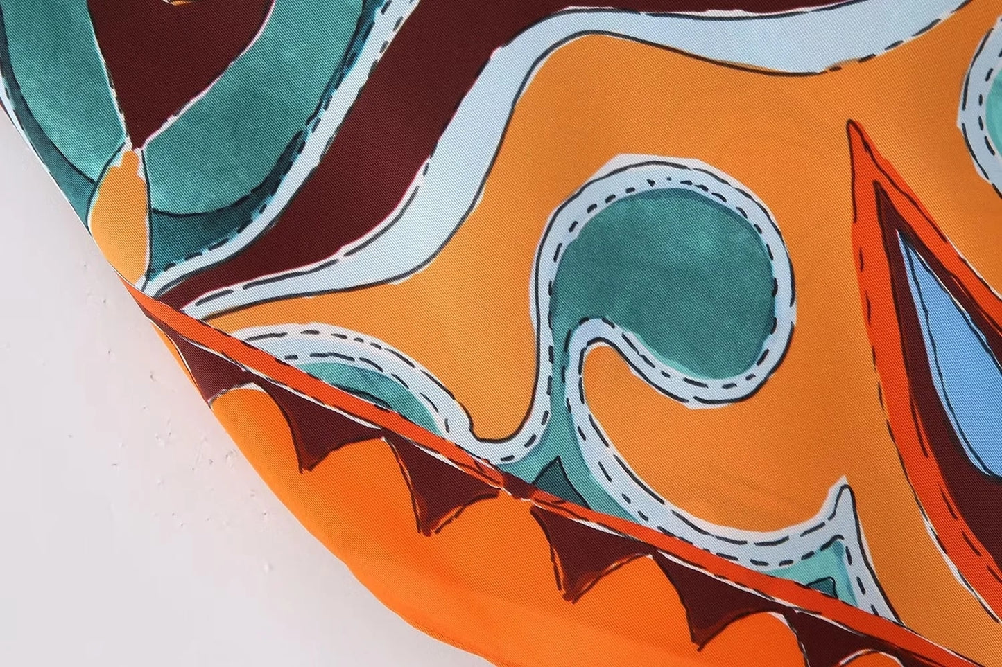 Conjunto Brigitte - Camisa, blusa estilo lenço e calça com elástico