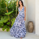 Conjunto de Maiôs e Saia/Pareô “Água Marinha” com Estampa Floral Azul e Branca