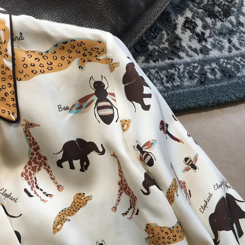 Camisa Feminina Manga Longa Toque de Seda Animais