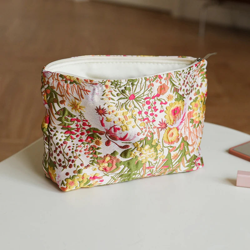 Bolsa Elegance de Cosméticos Feminina com Estampa 3D Elegante