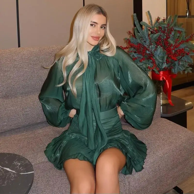 Conjunto Feminino Lauren - Saia Plissada e Camisa com Babados