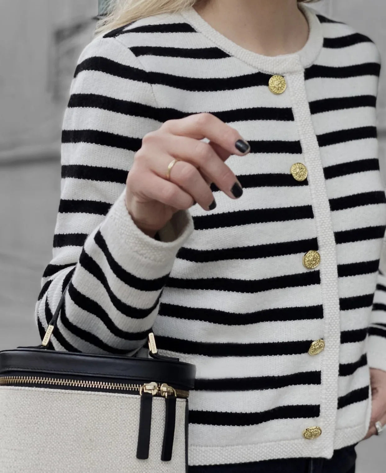 Conjunto Cardigan e Shorts de tricô Atenas