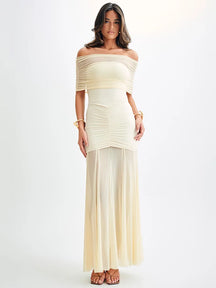 Vestido Montero Ombro a Ombro – Sensualidade e Sofisticação em Cada Detalhe
