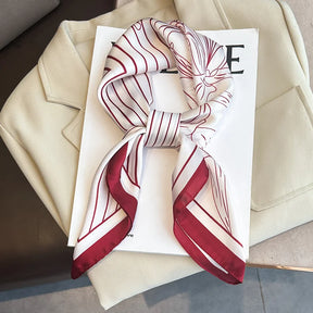 Lenços de Seda - Tamanho 70x70cm Estampas Variadas