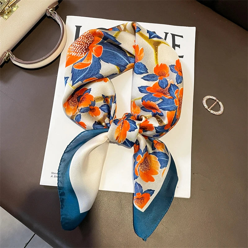 BRINDE Lenços de Seda - Tamanho 60x80cm Estampas Variadas