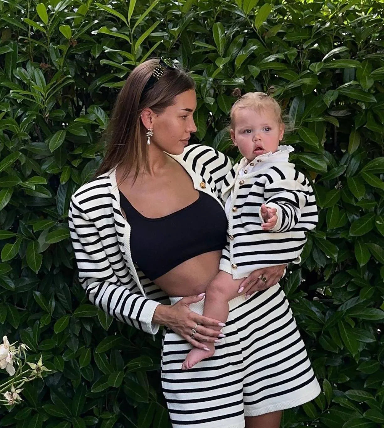 Conjunto Cardigan e Shorts de tricô Atenas