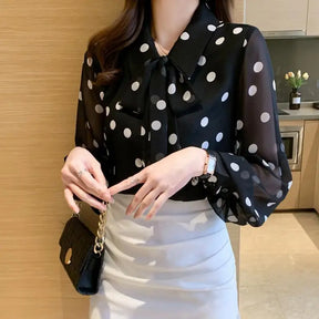 Camisa Feminina Polônia Retro –  Preta de Bolinhas