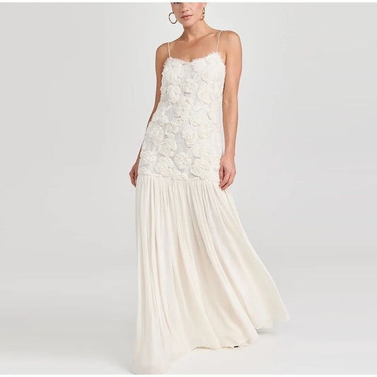 Vestido Grécia - Longo com Detalhes Florais e Saia Fluida