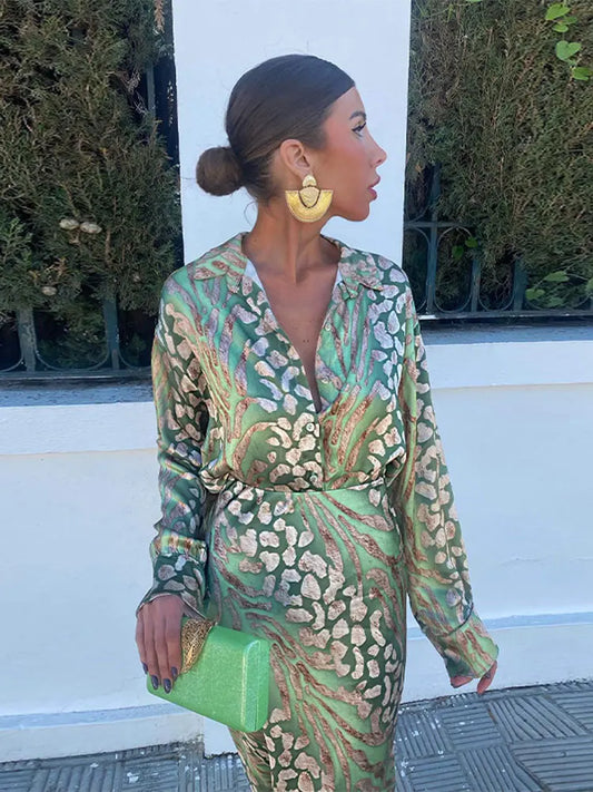 Conjunto Camisa e Saia de Cetim Zurich