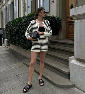 Conjunto Cardigan e Shorts de tricô Atenas