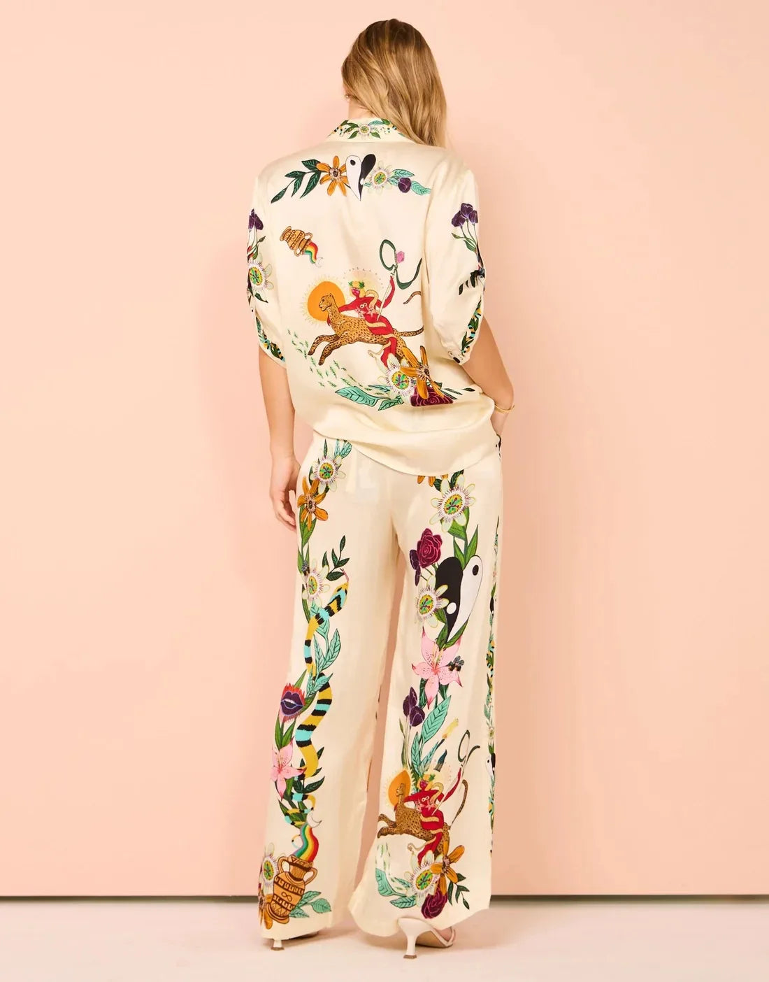 Conjunto Toque de Seda de Camisa Manga Curta e Calça Amsterdam