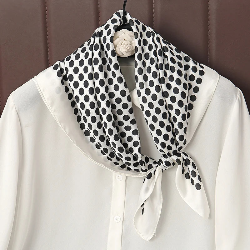 Lenços de Seda - Tamanho 70x70cm Estampas Variadas