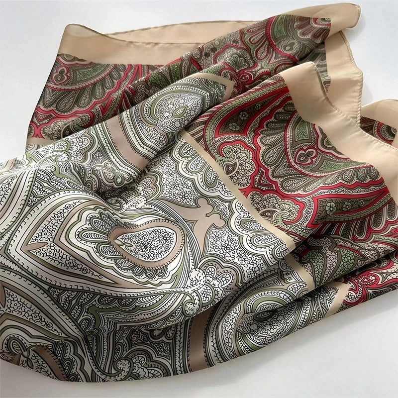 Lenços de Seda - Tamanho 70x70cm Estampas Variadas