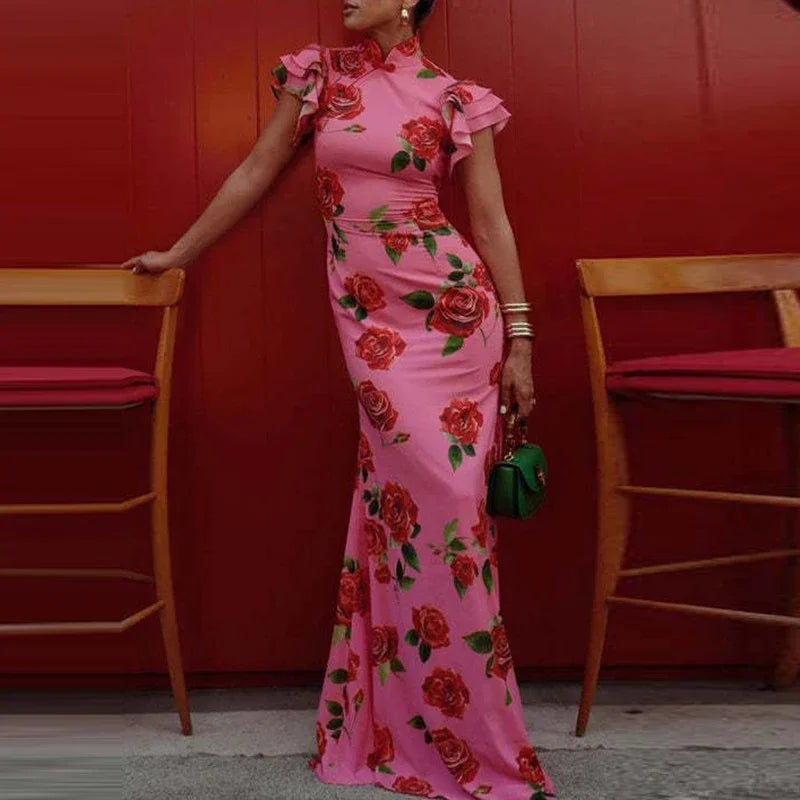 Vestido Longo Floral Elegância Vintage com Gola Alta e Babados