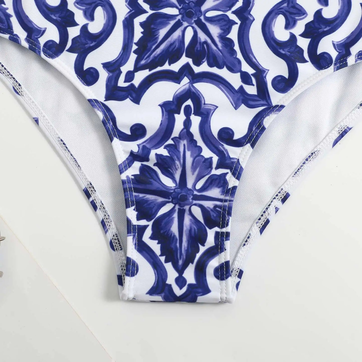 Biquini Hot Pants Rosanira - com pareô