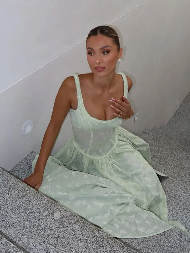 Vestido Elegância Romântica com Fenda Lateral Santorini