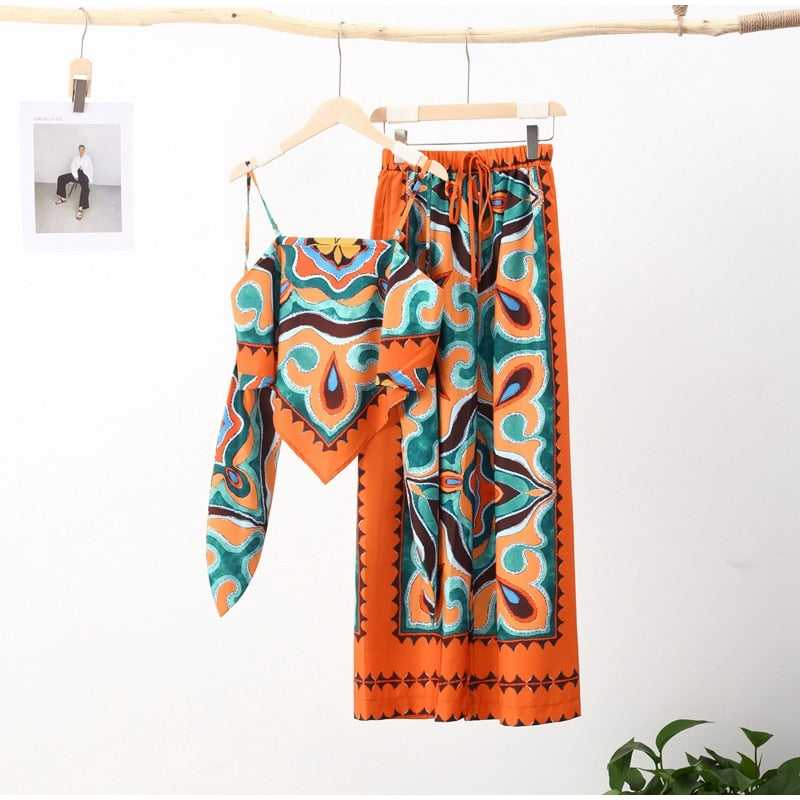 Conjunto Brigitte - Camisa, blusa estilo lenço e calça com elástico