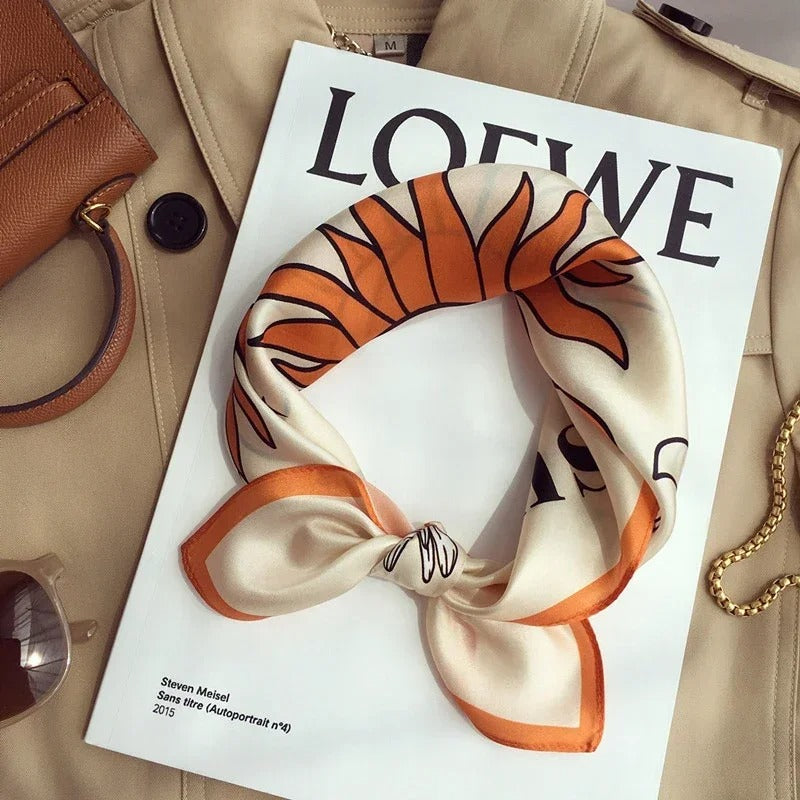 Lenços de Seda - Tamanho 53x53cm Estampas Variadas